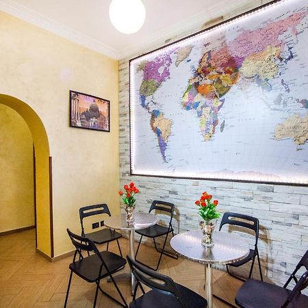 Funny Palace Hostel Rome Buitenkant foto