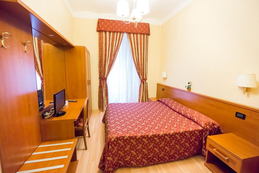Funny Palace Hostel Rome Kamer foto